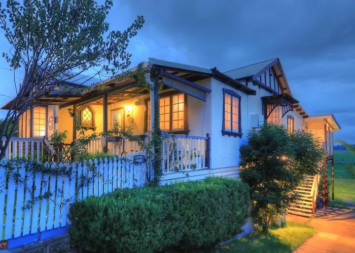 Andavine House - Bed & Breakfast
